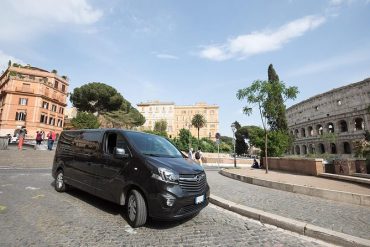 Rome With A Luxury Car Drive